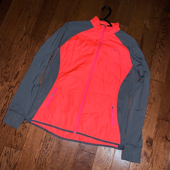 Champion Jacket - Picture 3 of 4